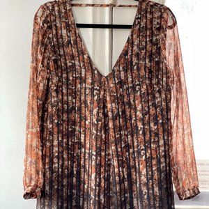 Astr Lightweight Long sleeve Dress